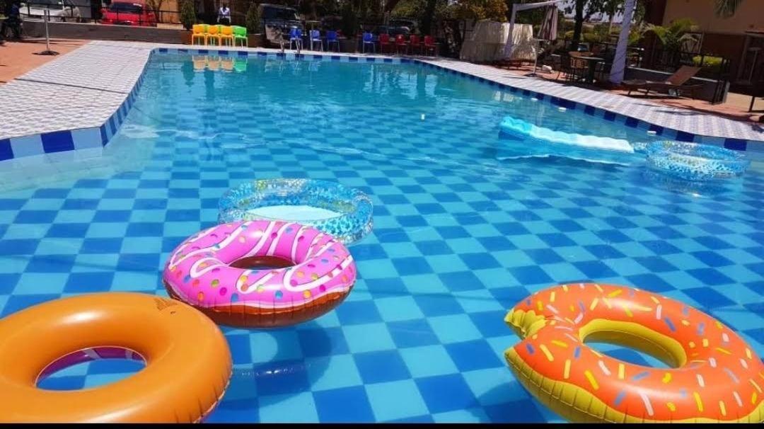 Chamba Valley Exotic Hotel Лусака Экстерьер фото