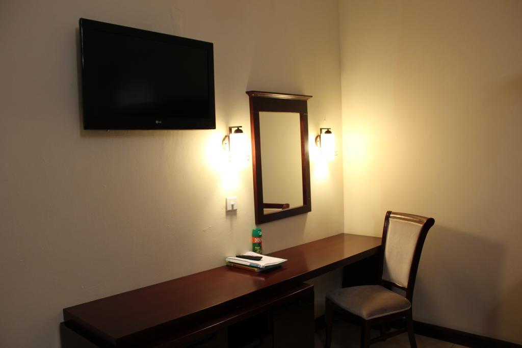 Chamba Valley Exotic Hotel Лусака Экстерьер фото