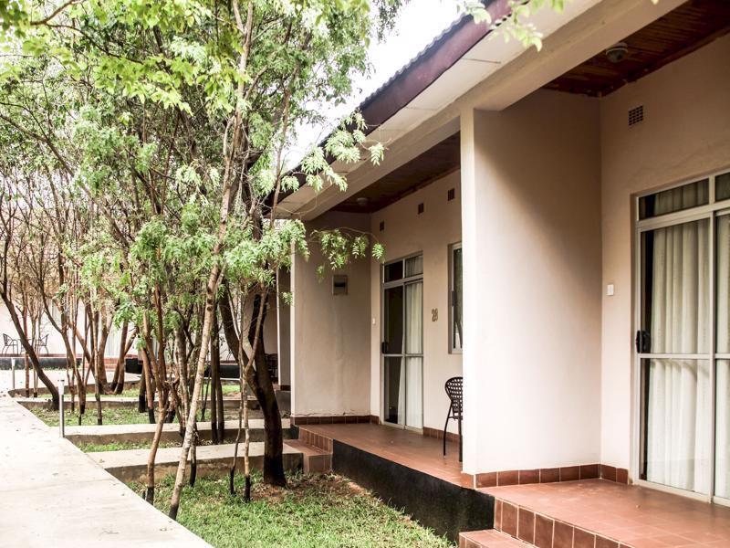 Chamba Valley Exotic Hotel Лусака Экстерьер фото