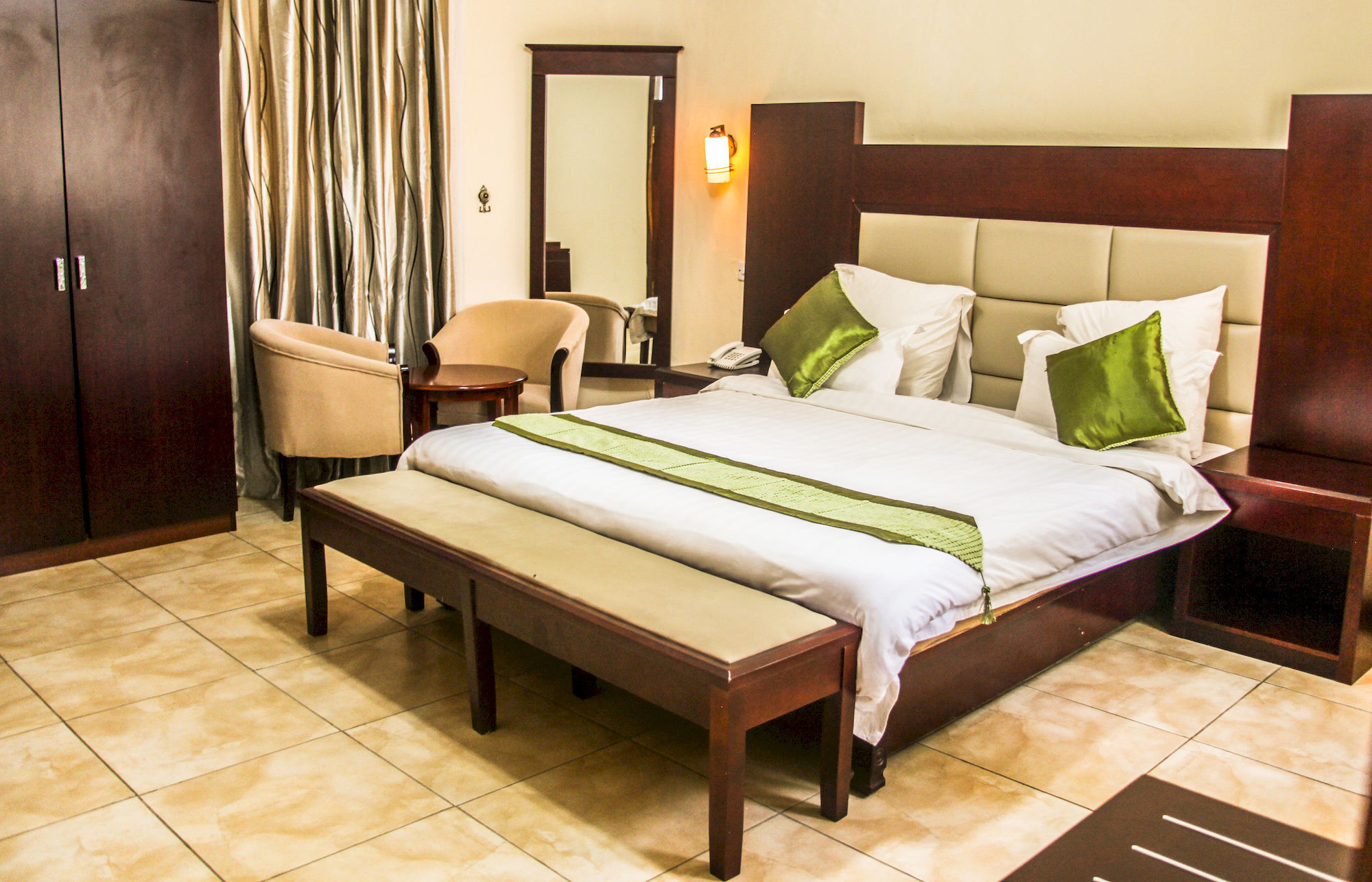 Chamba Valley Exotic Hotel Лусака Экстерьер фото